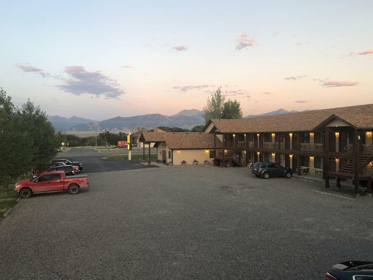 Red Bear Inn Ennis Kültér fotó